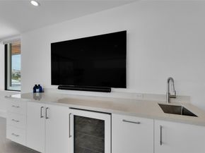 1730 SE 13th St, Fort Lauderdale FL 33316