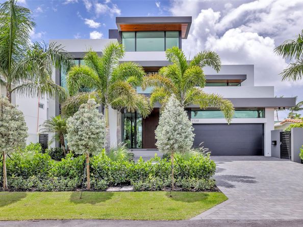 1730 SE 13th St, Fort Lauderdale FL 33316