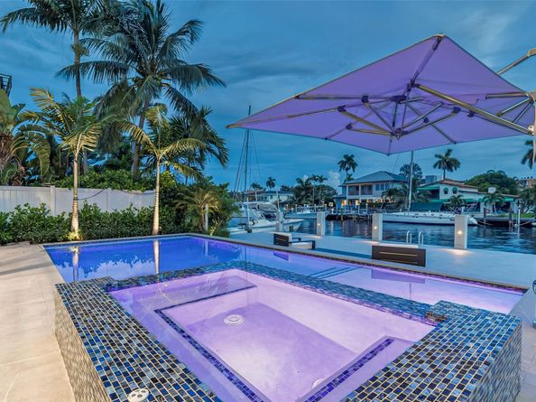 1730 SE 13th St, Fort Lauderdale FL 33316