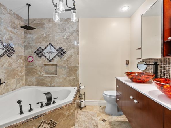 18241 NW 8th St, Pembroke Pines FL 33029