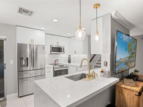 18241 NW 8th St, Pembroke Pines FL 33029