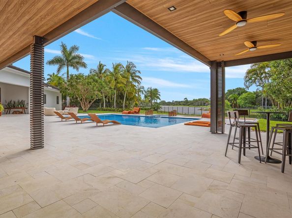 3340 Paddock Rd, Weston FL 33331