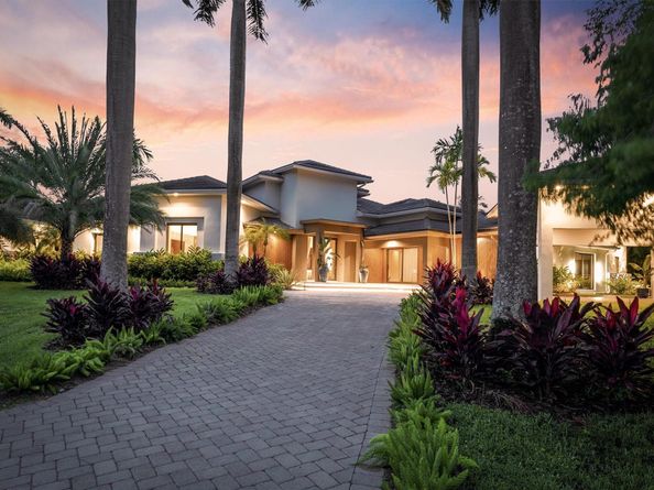 3340 Paddock Rd, Weston FL 33331
