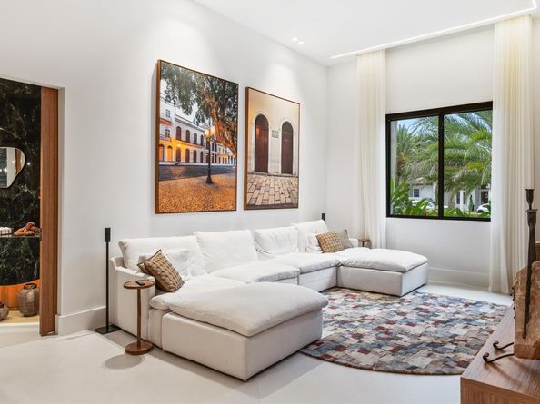3340 Paddock Rd, Weston FL 33331