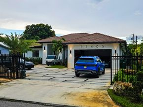 11405 E Golf Dr, Miami FL 33167