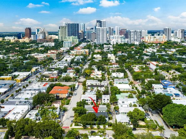217 SE 16th AVE, Fort Lauderdale FL 33301