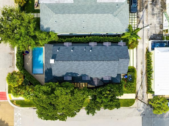 217 SE 16th AVE, Fort Lauderdale FL 33301