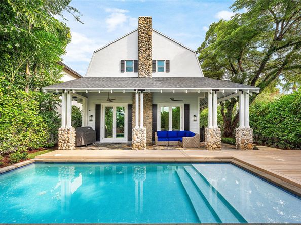 217 SE 16th AVE, Fort Lauderdale FL 33301