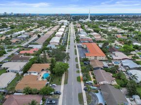 2031 NE 56th St, Fort Lauderdale FL 33308