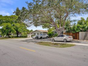 2031 NE 56th St, Fort Lauderdale FL 33308