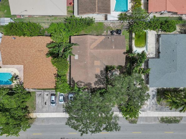 2031 NE 56th St, Fort Lauderdale FL 33308