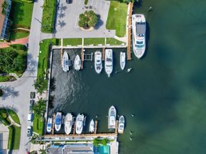 1518 E Lake Dr, Fort Lauderdale FL 33316