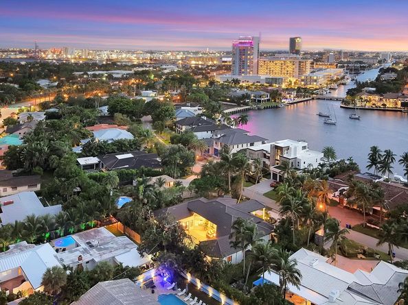 1518 E Lake Dr, Fort Lauderdale FL 33316