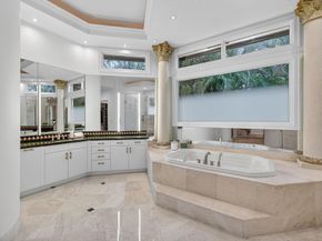 1518 E Lake Dr, Fort Lauderdale FL 33316