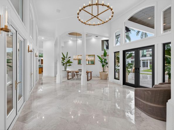 1518 E Lake Dr, Fort Lauderdale FL 33316