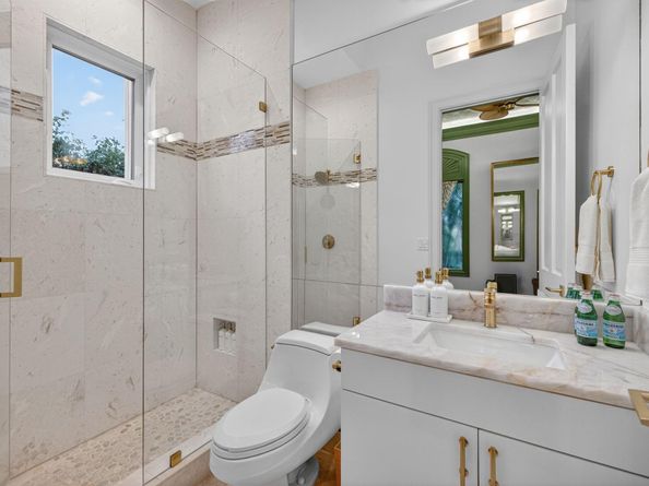 1518 E Lake Dr, Fort Lauderdale FL 33316