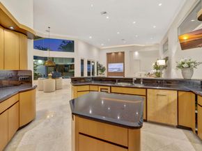 1518 E Lake Dr, Fort Lauderdale FL 33316