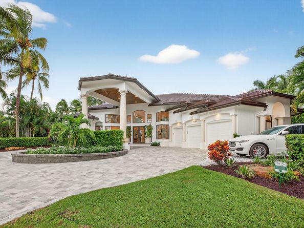 1518 E Lake Dr, Fort Lauderdale FL 33316