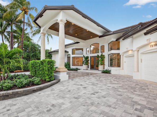 1518 E Lake Dr, Fort Lauderdale FL 33316
