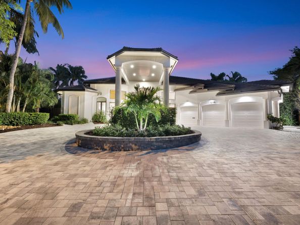 1518 E Lake Dr, Fort Lauderdale FL 33316