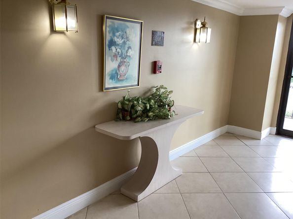 9235 SW 8th St 509, Boca Raton FL 33428