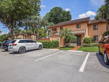 5308 Fountains Drive S