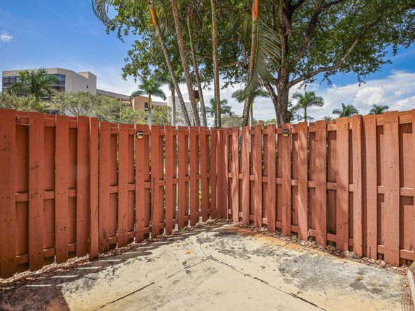 5308 Fountains Drive S, Lake Worth FL 33467