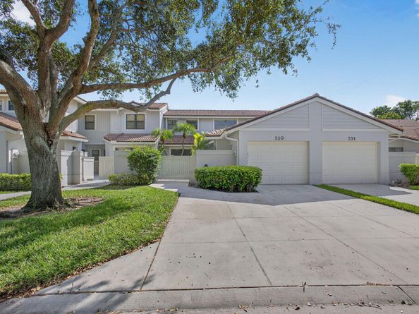 529 Prestwick Circle, Palm Beach Gardens FL 33418