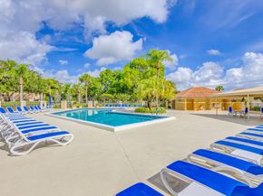 529 Prestwick Circle, Palm Beach Gardens FL 33418
