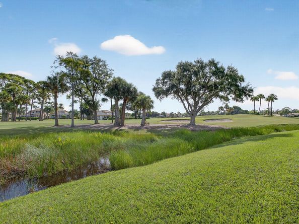 529 Prestwick Circle, Palm Beach Gardens FL 33418