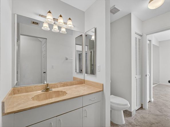 529 Prestwick Circle, Palm Beach Gardens FL 33418