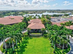 529 Prestwick Circle, Palm Beach Gardens FL 33418
