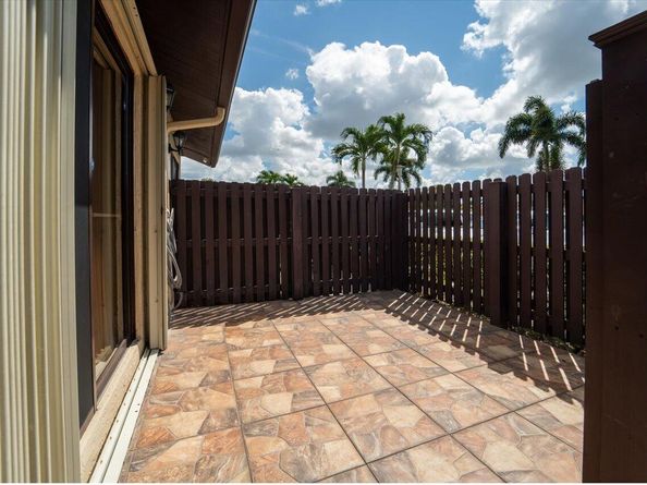 630 Sea Pine Way A, Greenacres FL 33415