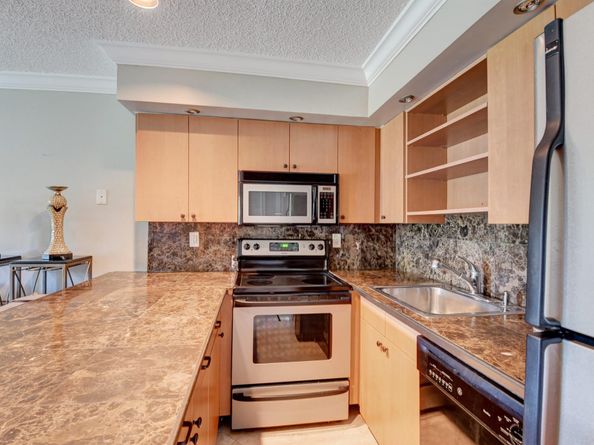 620 Greensward Lane 202Ks, Delray Beach FL 33445