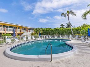 2541 NE 11th St 101, Pompano Beach FL 33062