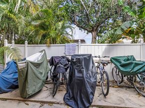 2541 NE 11th St 101, Pompano Beach FL 33062