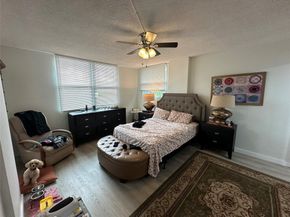 111 Royal Park Dr 4H, Oakland Park FL 33309
