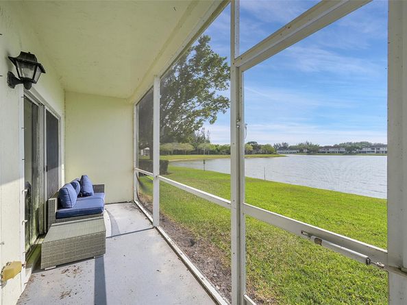4204 Emerald Vis, Lake Worth FL 33461