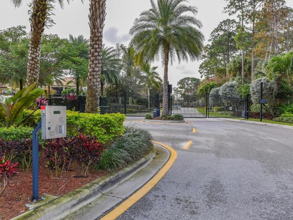15672 Italian Cypress Way, Wellington FL 33414
