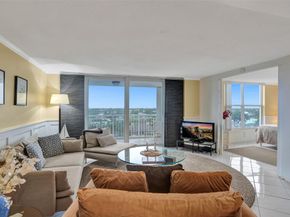 1050 Hillsboro Mile 805W, Hillsboro Beach FL 33062