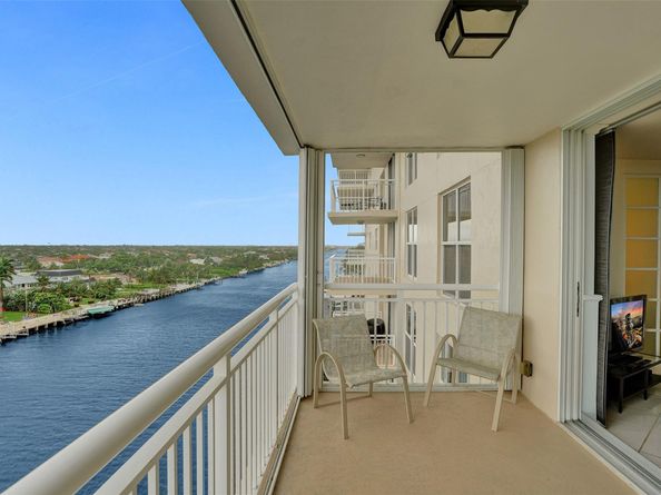 1050 Hillsboro Mile 805W, Hillsboro Beach FL 33062