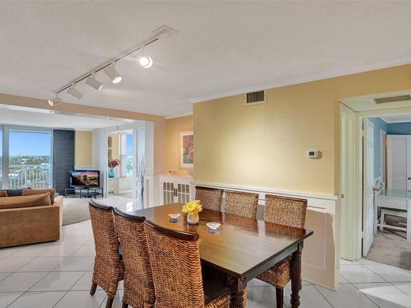 1050 Hillsboro Mile 805W, Hillsboro Beach FL 33062