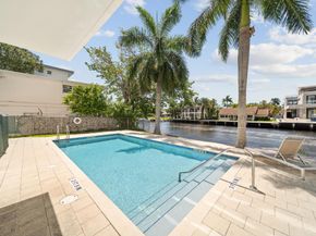 800 SE 4th St 104, Fort Lauderdale FL 33301
