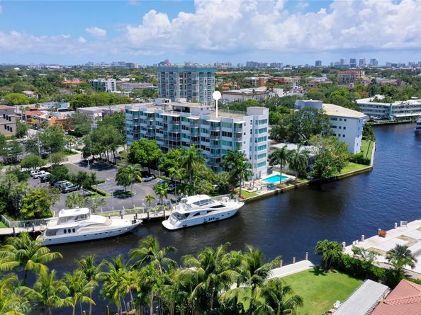800 SE 4th St 104, Fort Lauderdale FL 33301