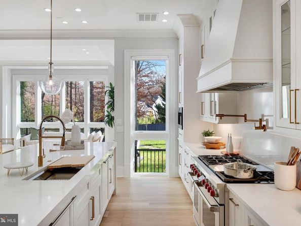 725 Lawton Street, Mclean VA 22101