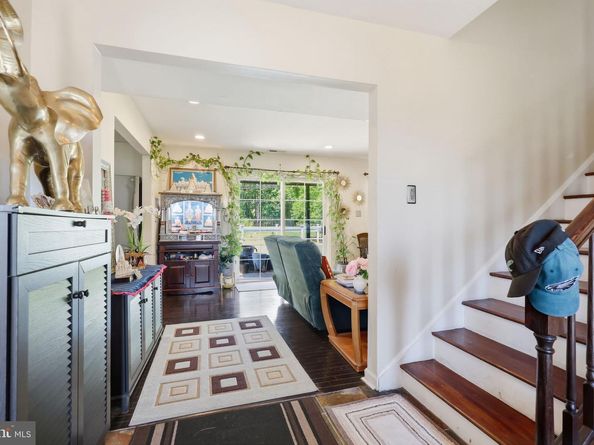 231 Collingswood Road, Fairless Hills PA 19030