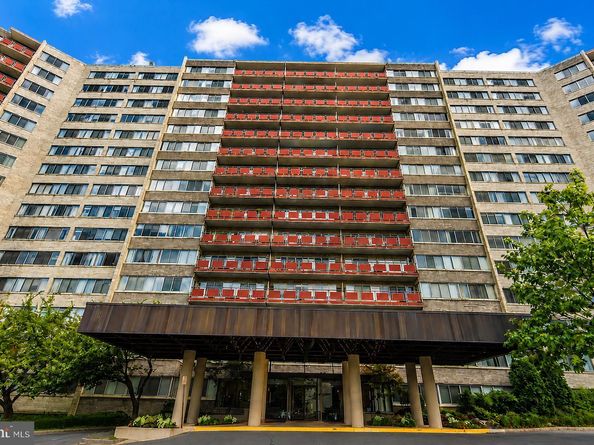 5340 Holmes Run Parkway 907, Alexandria VA 22304