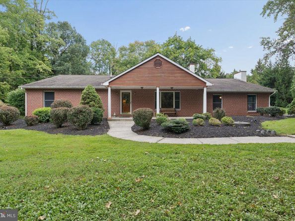 1373 Oxford Valley Road, Yardley PA 19067
