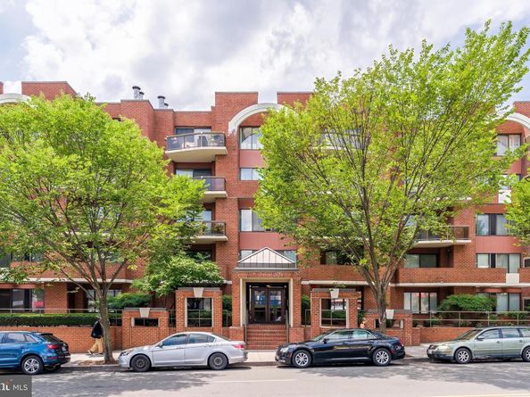 2320 Wisconsin Avenue NW 303, Washington DC 20007