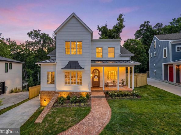 3111 Circle Hill Road, Alexandria VA 22305